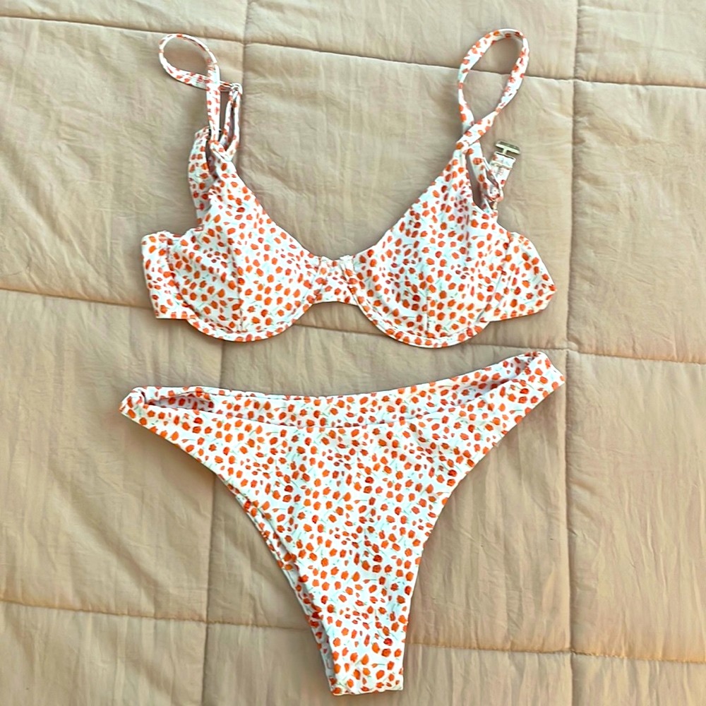 Shein Sz Medium bikini. Never worn
